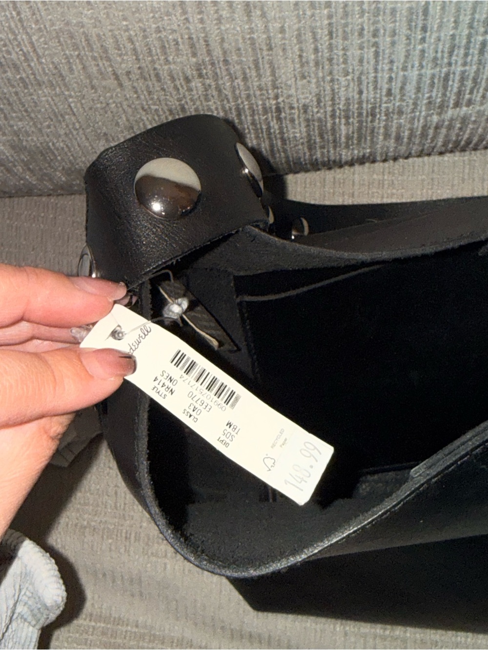 The Essential Medium Bucket Tote - Picture 9 of 9